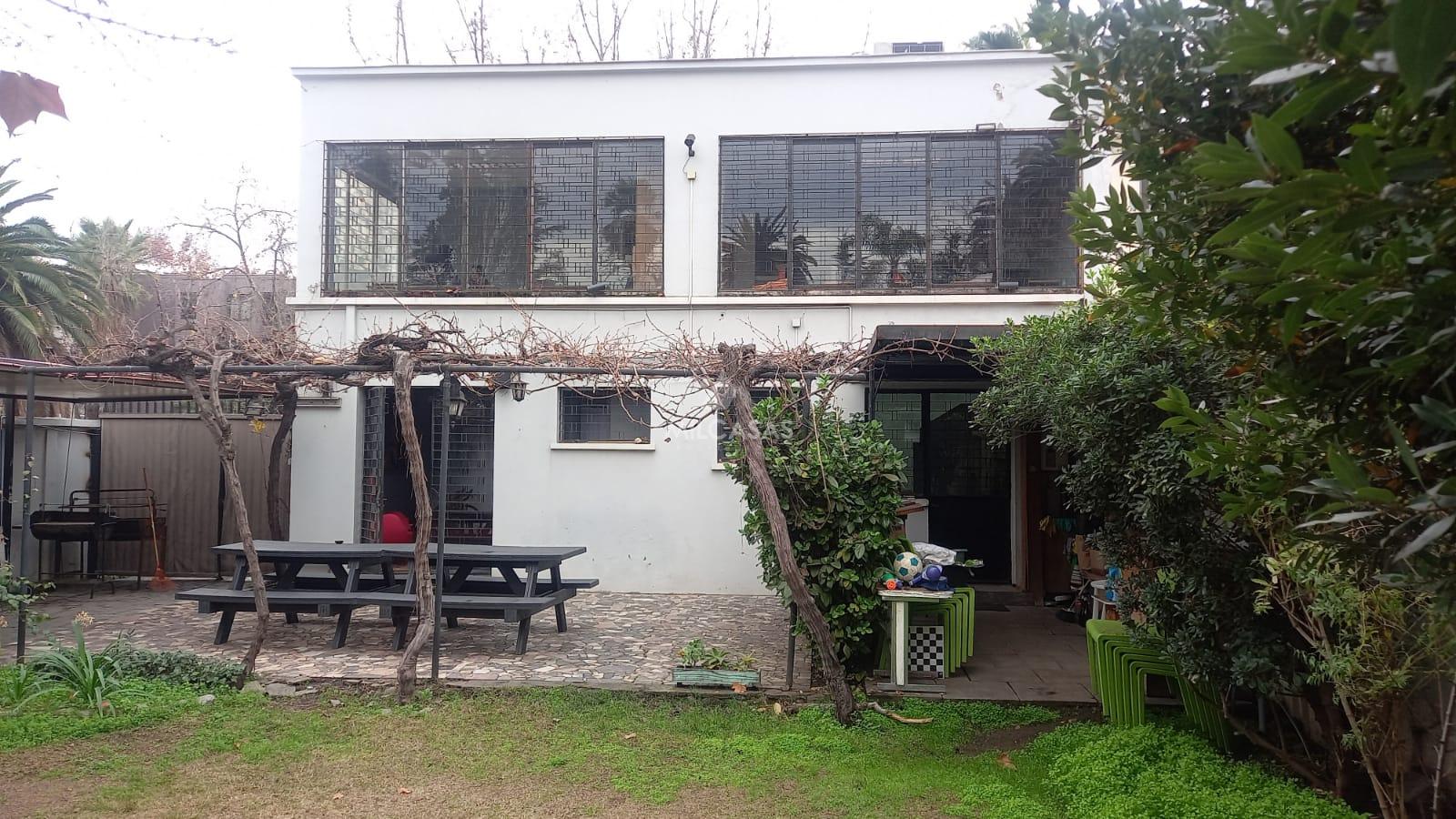 Casa Oficina Cerca Del Metro Chile España