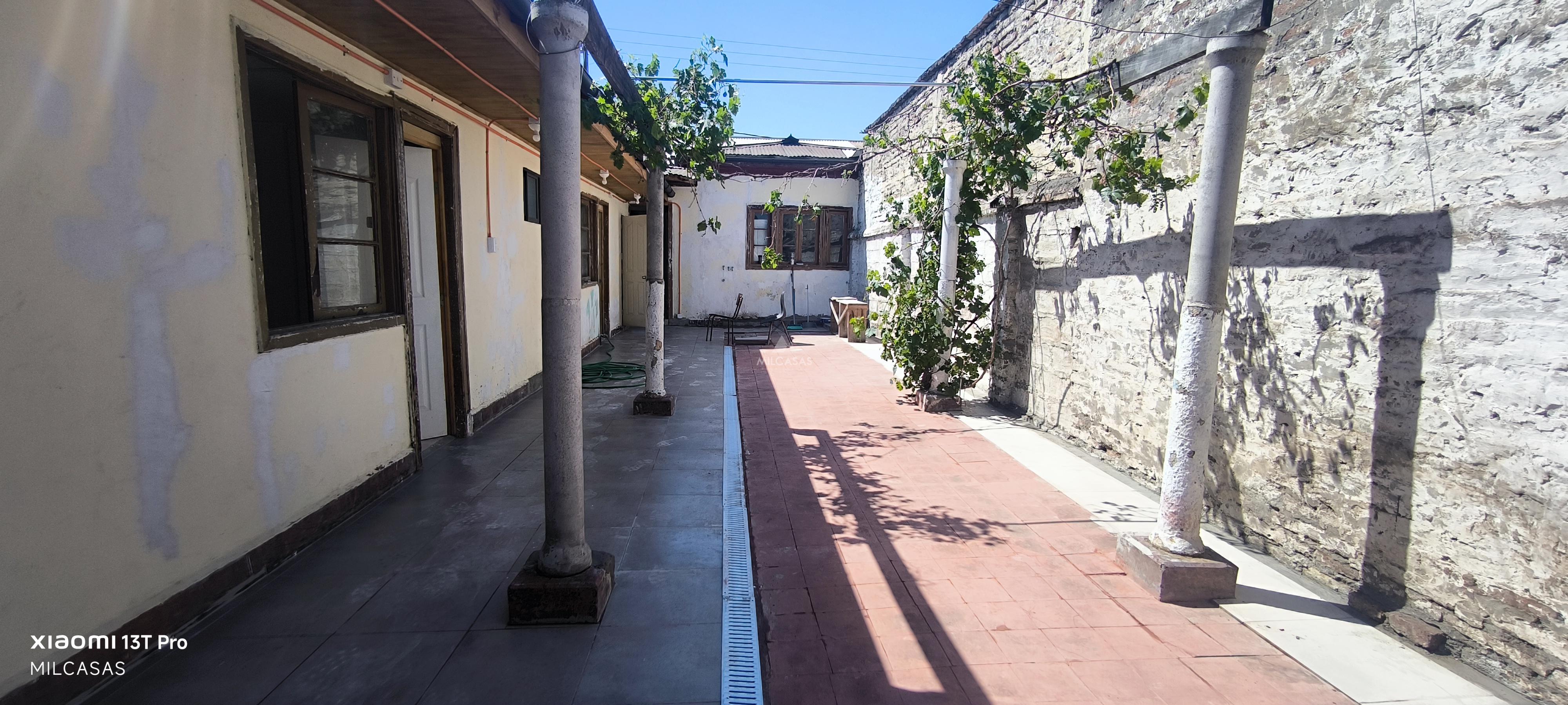 Acogedora Casa Familiar en Barrio Recoleta